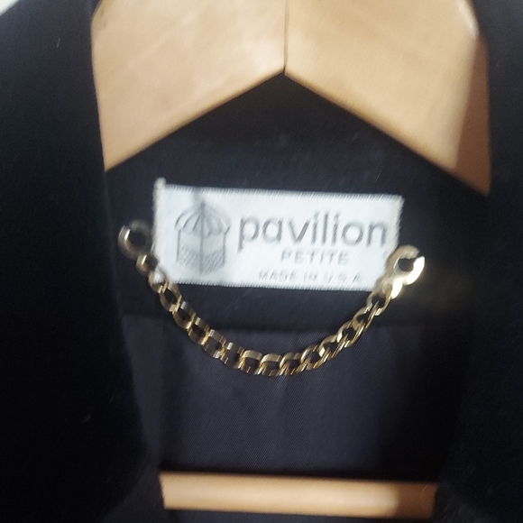 Pavilion Petite Black Jacket - Picture 1 of 13